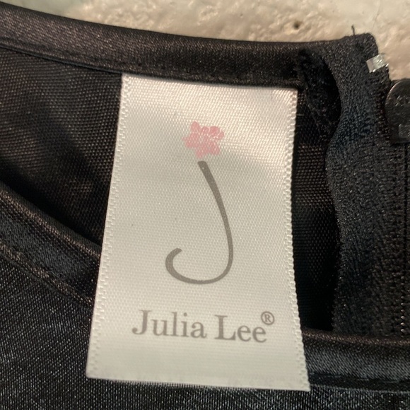 Julia Lee Satin Elegant Black Kids Dress with Floral Accent, knee Lenght Size12 - Picture 4 of 11